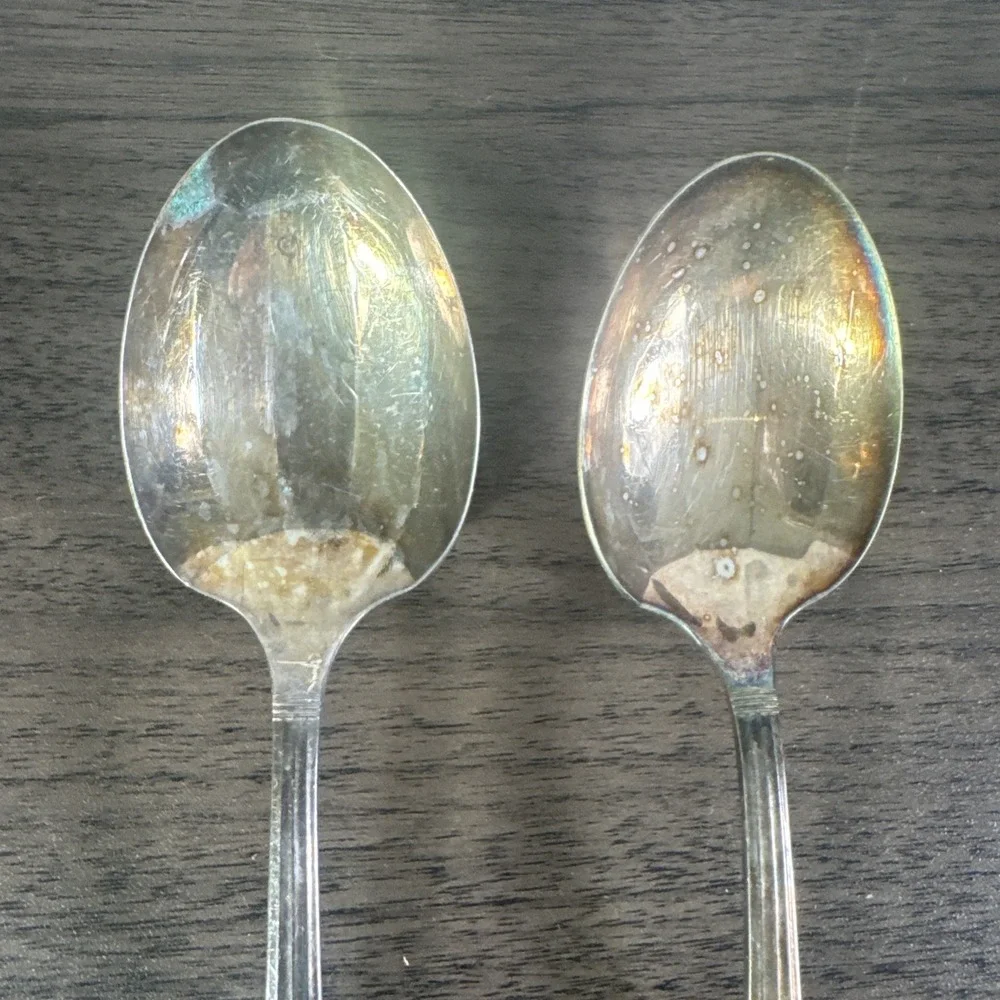 2 Vintage 1936 ONEIDA COMMUNITY CORONATION  6 inch silverplate soup‎ spoon